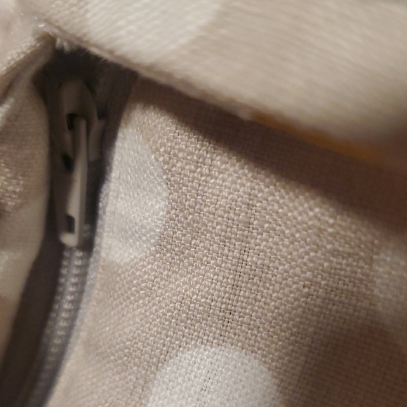 J Crew Polka Dot Beige Shorts - Picture 5 of 8